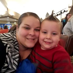 Meet your Posher, Ashley